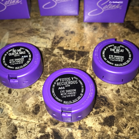 MAC X Selena Eyeshadow - Picture 5 of 5